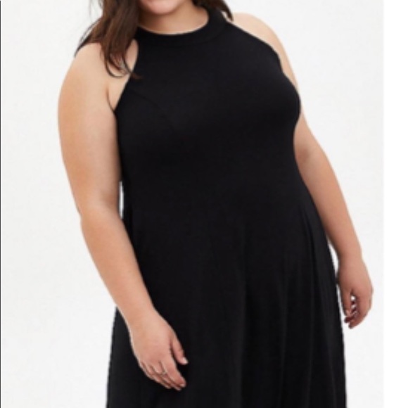 Torrid BLK Trapeze Dreas Size 6 - Picture 1 of 1